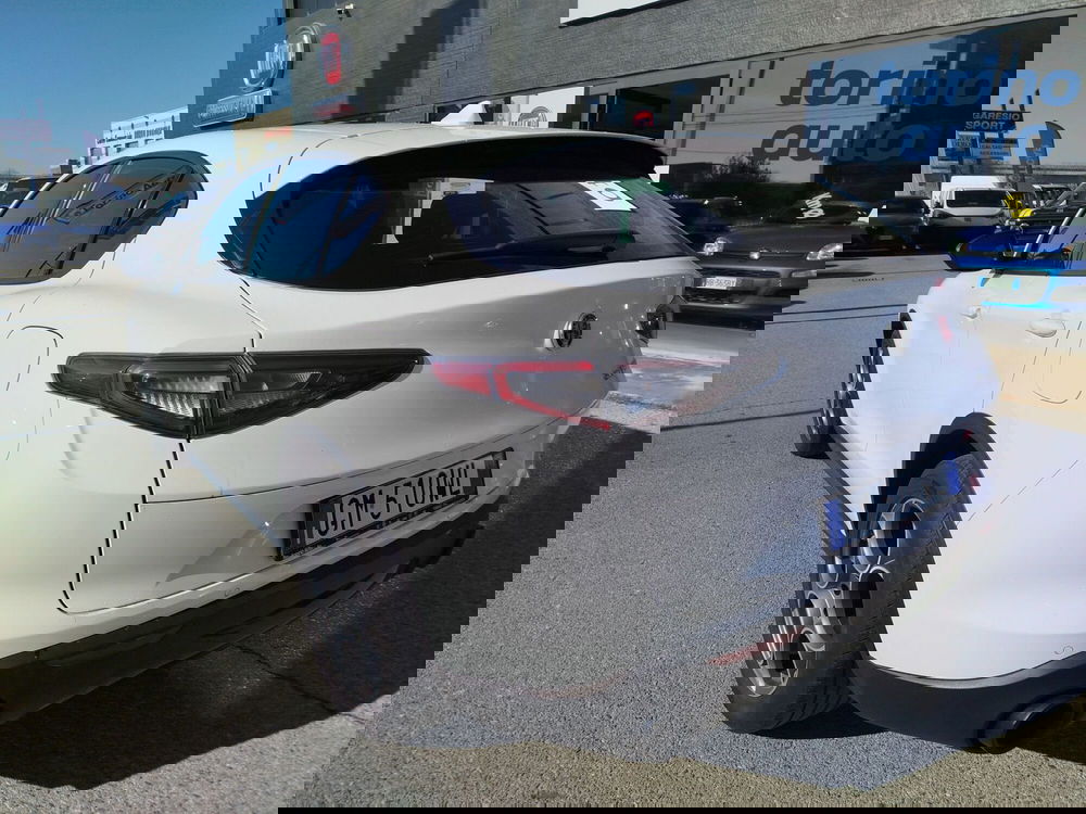 Alfa Romeo Stelvio usata a Cuneo (5)