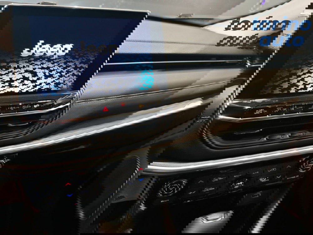 Jeep Compass nuova a Torino (13)