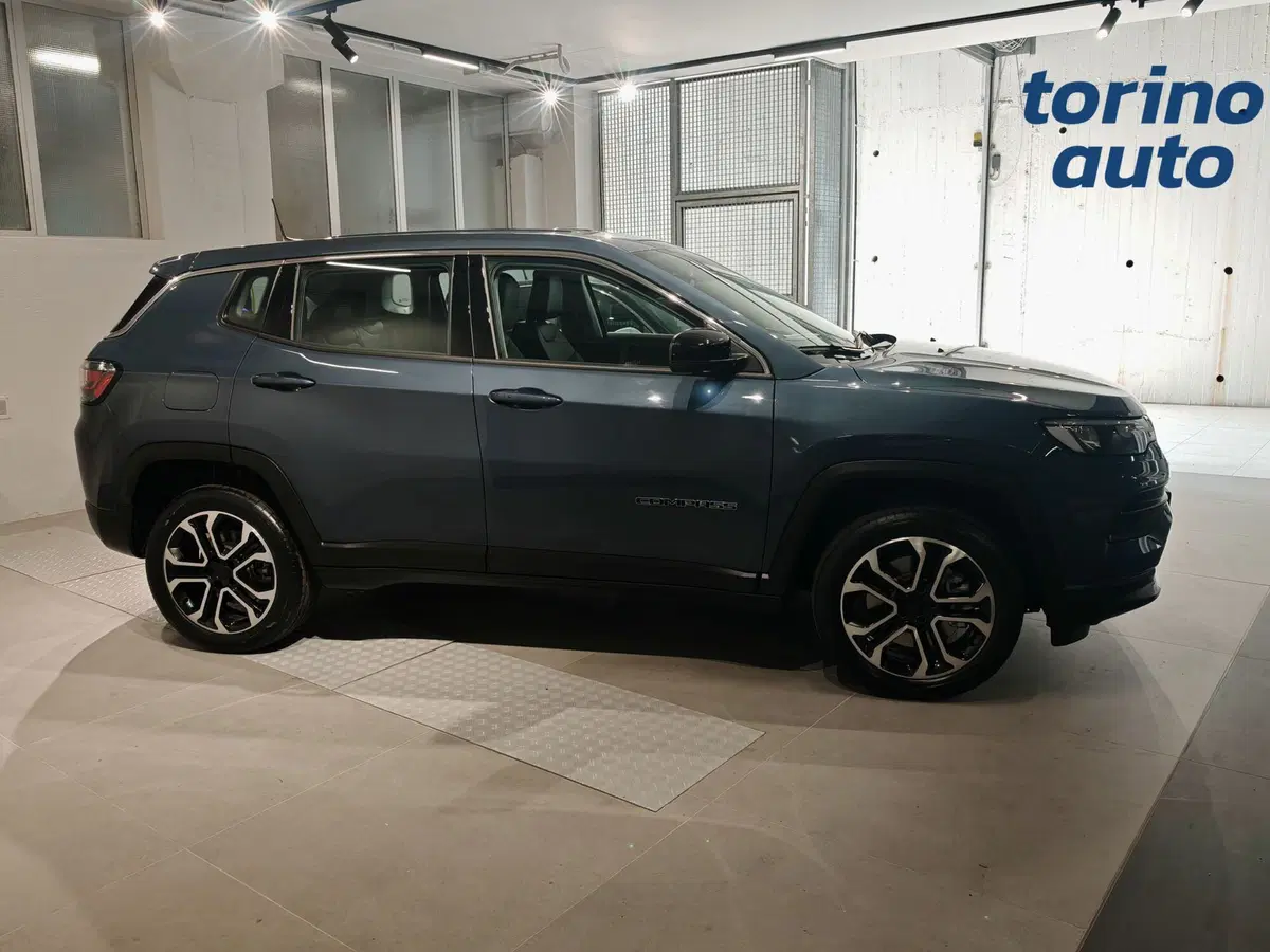 Jeep Compass nuova a Torino (5)