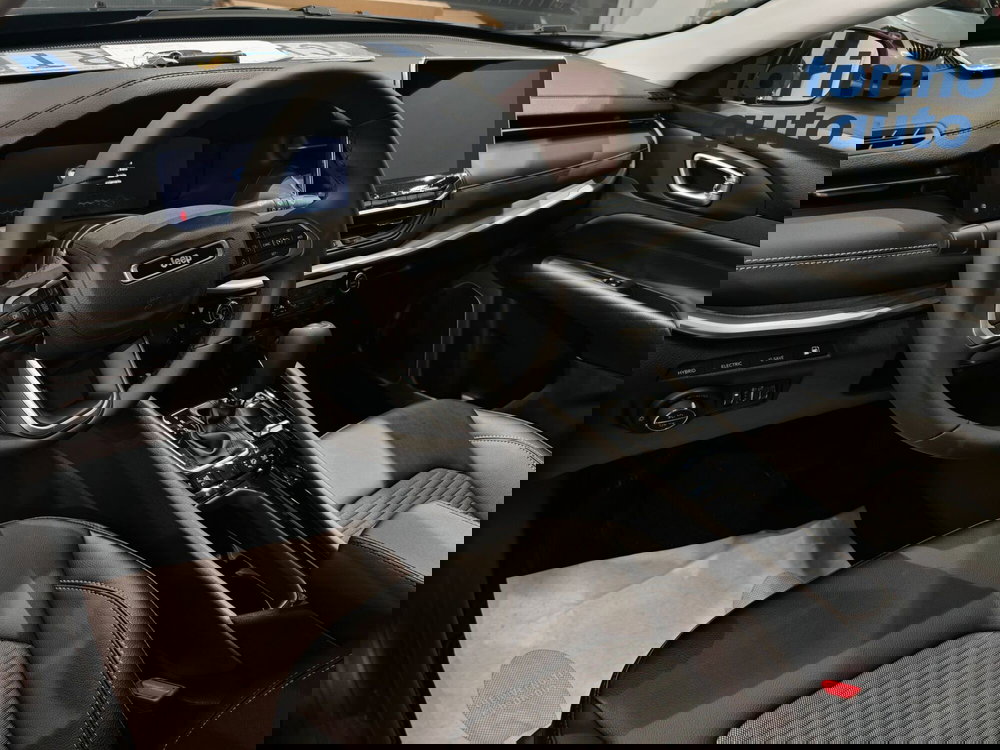 Jeep Compass nuova a Torino (7)