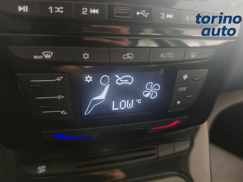 Lancia Ypsilon usata a Torino (14)