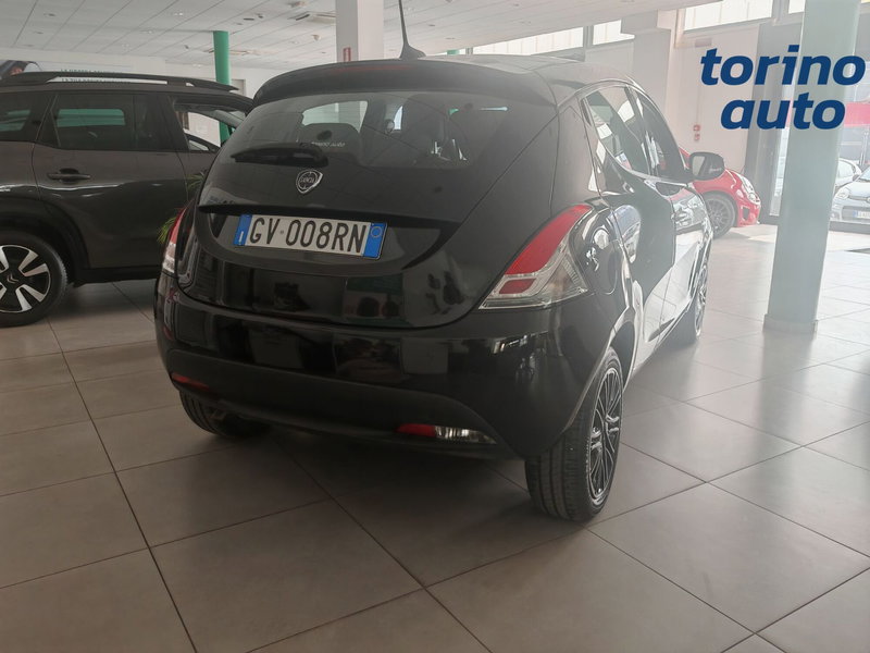 Lancia Ypsilon usata a Torino (3)