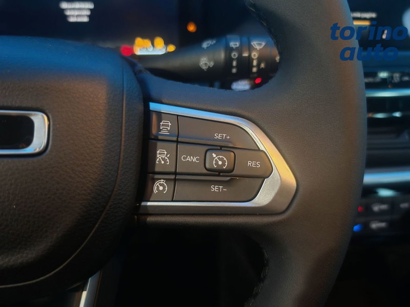 Jeep Compass nuova a Torino (12)