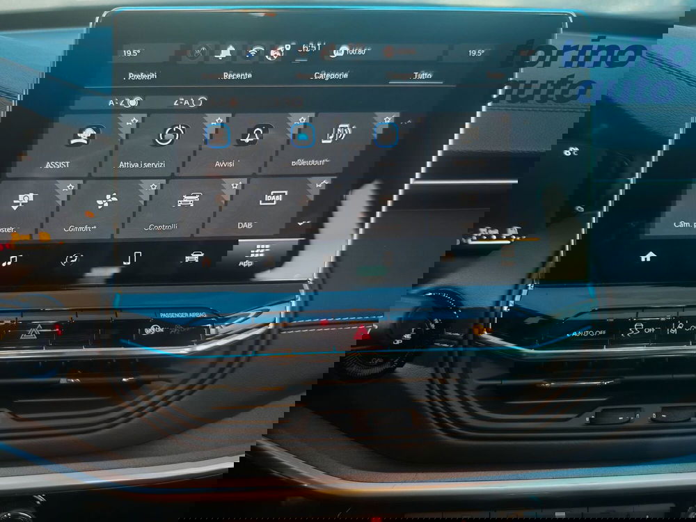 Jeep Compass nuova a Torino (13)