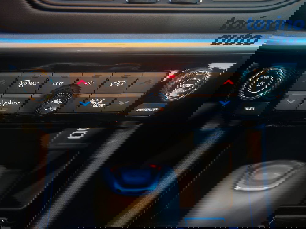 Jeep Compass nuova a Torino (17)