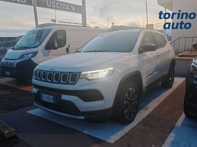 Jeep Compass nuova a Torino (2)