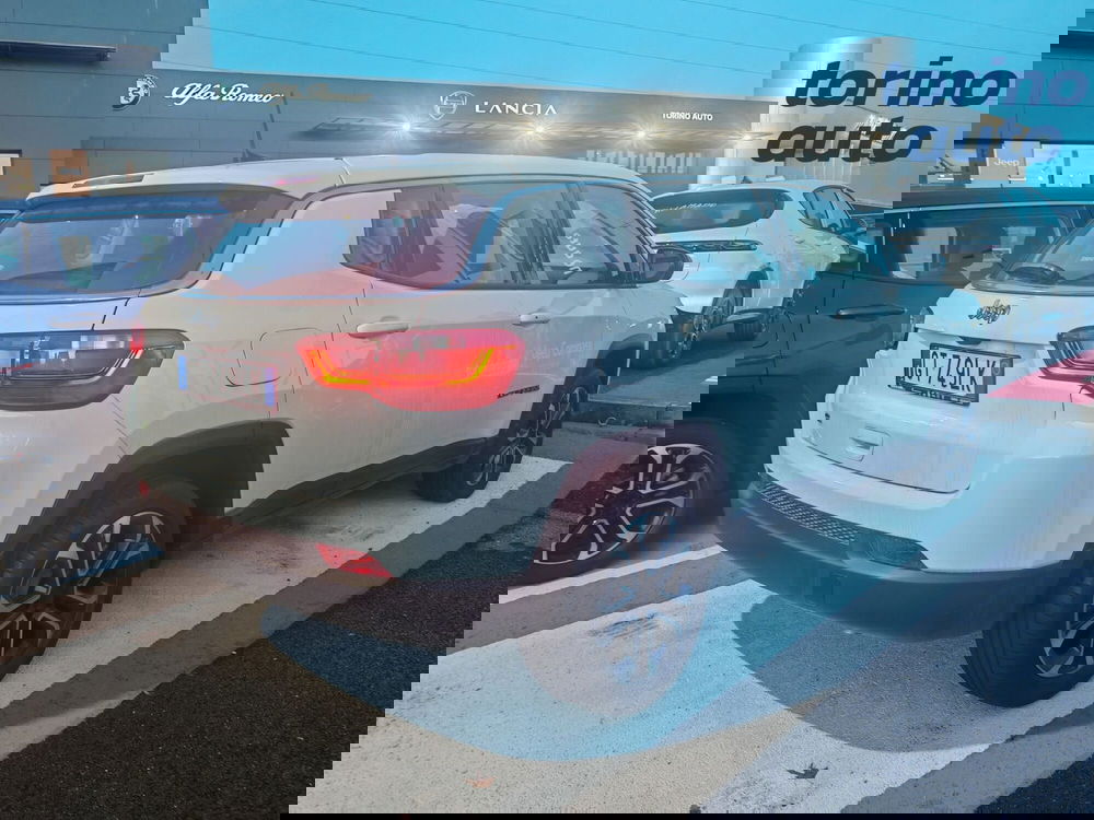 Jeep Compass nuova a Torino (3)