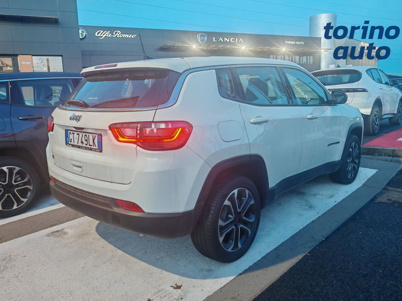 Jeep Compass nuova a Torino (3)
