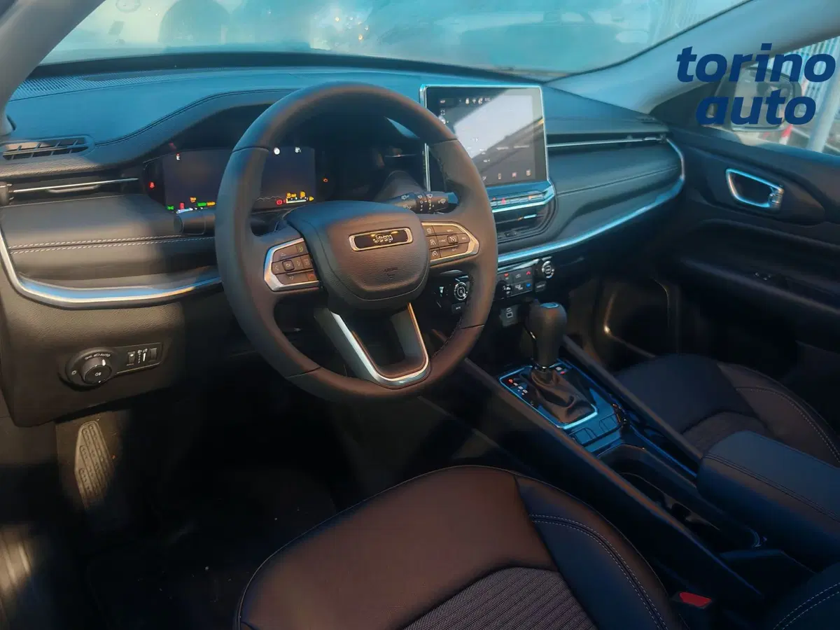 Jeep Compass nuova a Torino (6)