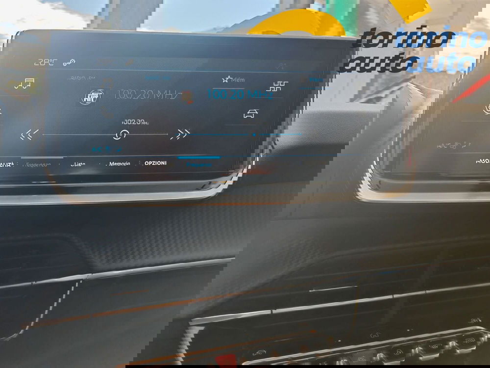 Peugeot 208 nuova a Torino (14)