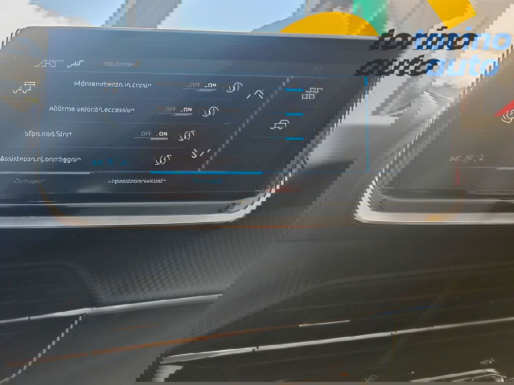 Peugeot 208 nuova a Torino (15)