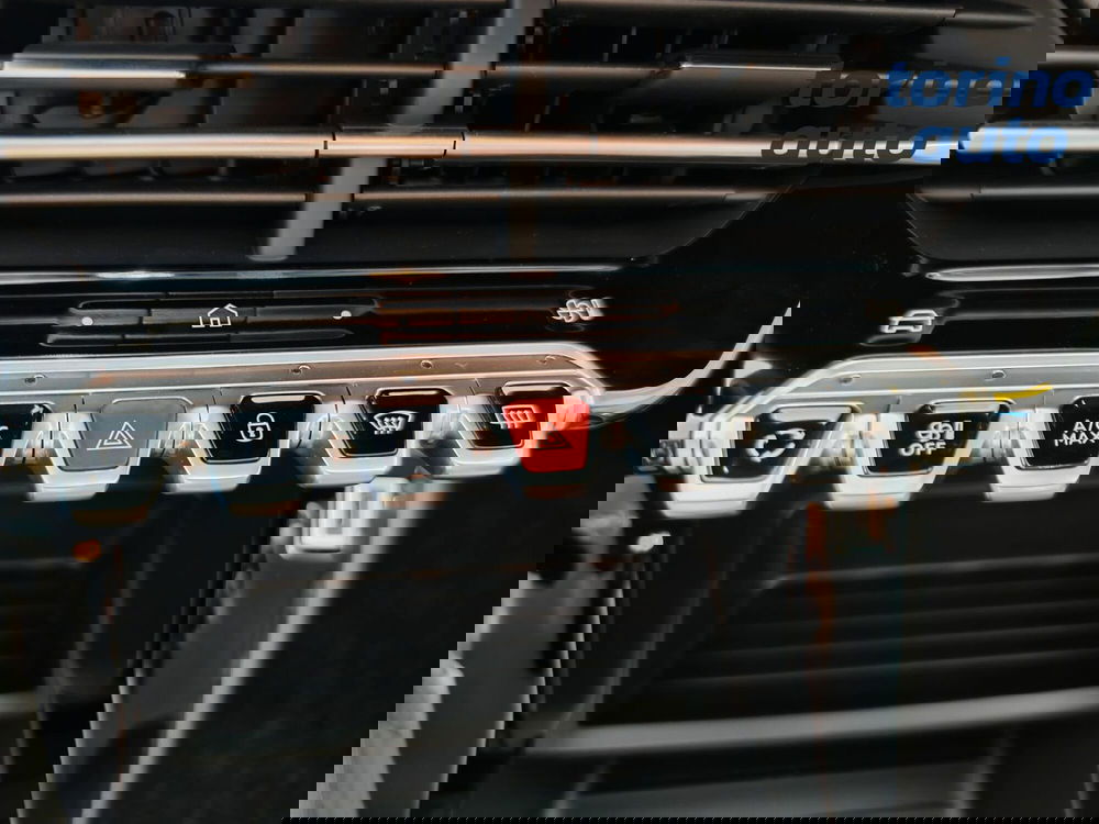 Peugeot 208 nuova a Torino (17)