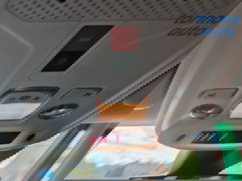 Peugeot 208 nuova a Torino (19)