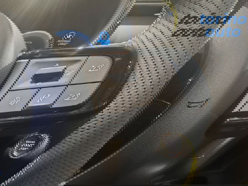 Abarth 600e nuova a Torino (19)