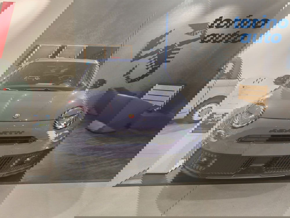 Abarth 600e nuova a Torino (2)