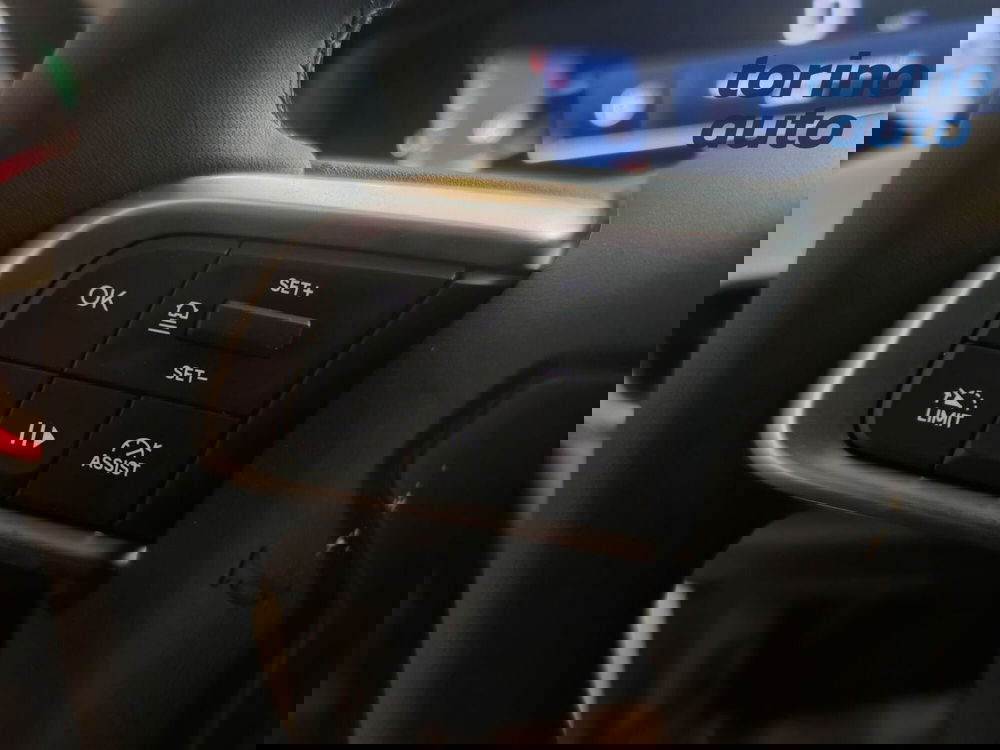 Jeep Avenger nuova a Torino (12)