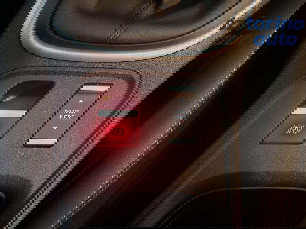 Jeep Avenger nuova a Torino (20)