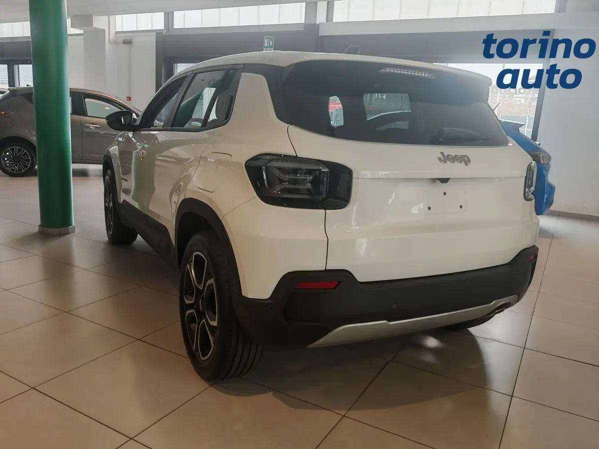 Jeep Avenger nuova a Torino (3)