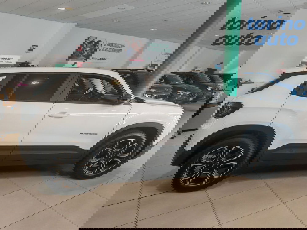 Jeep Avenger nuova a Torino (4)