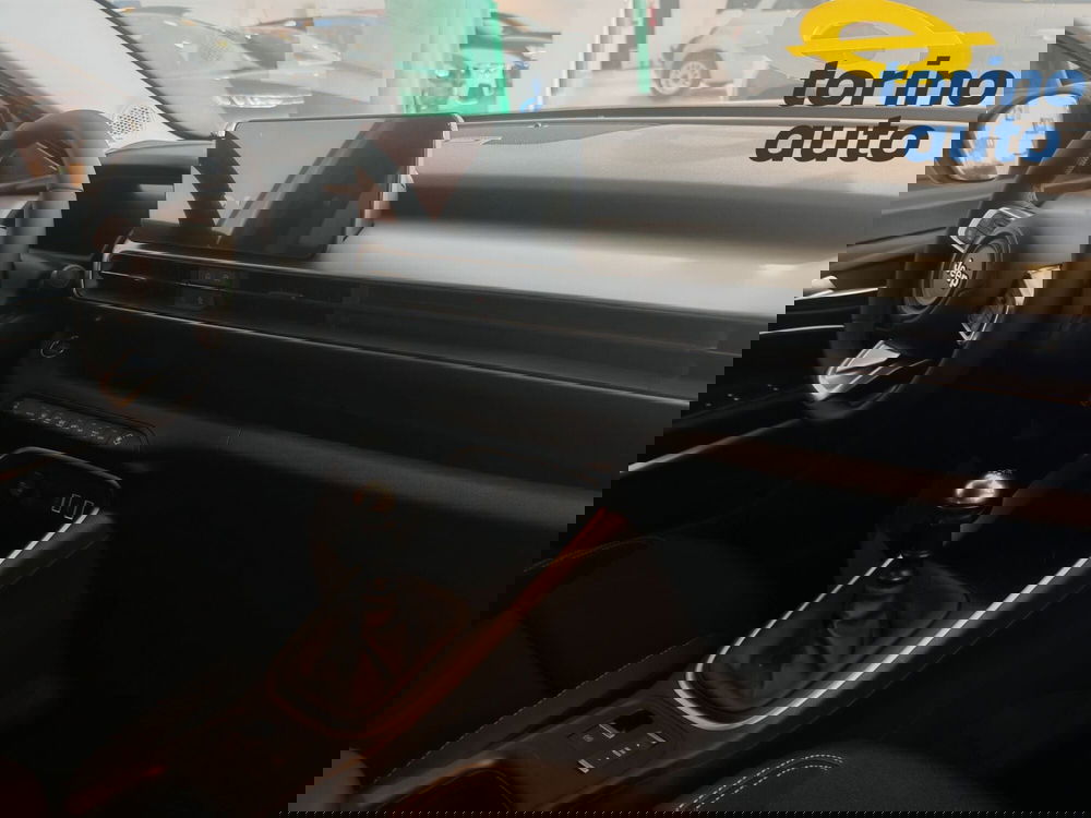 Jeep Avenger nuova a Torino (5)