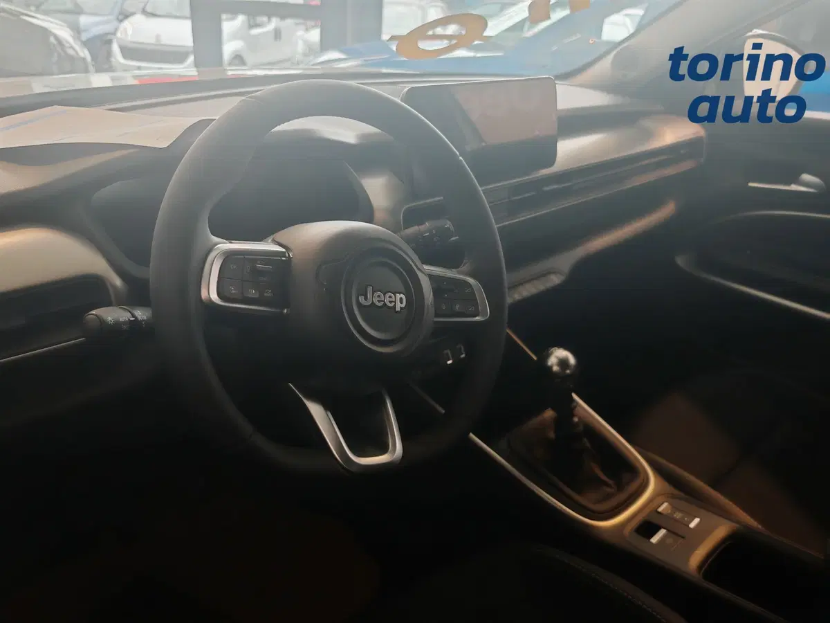 Jeep Avenger nuova a Torino (6)