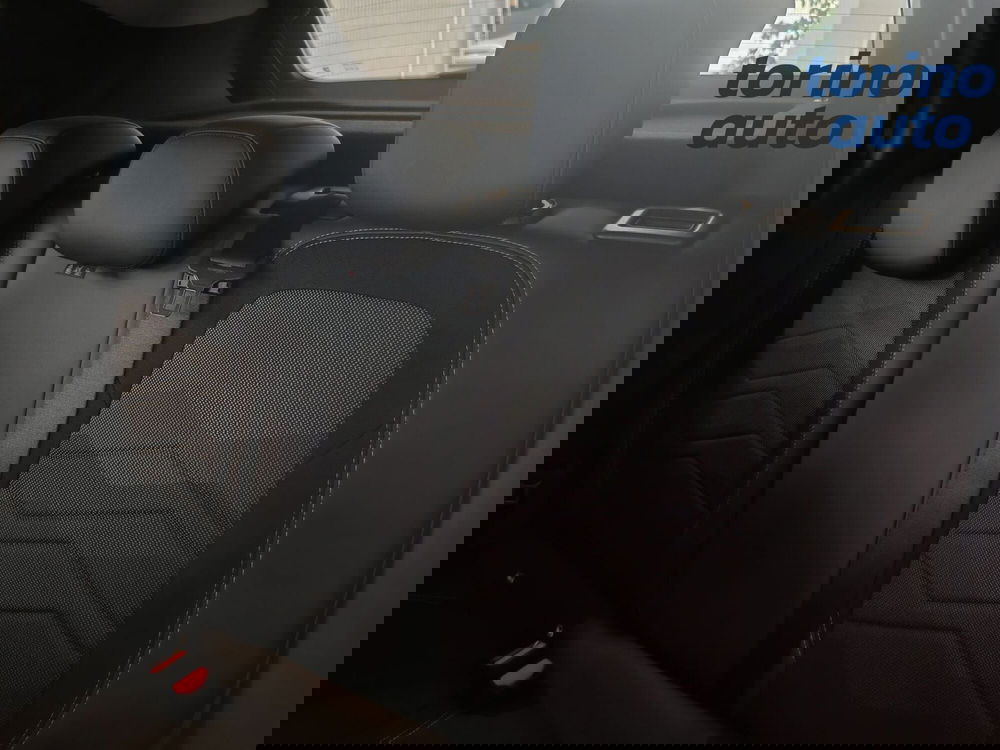 Jeep Avenger nuova a Torino (8)