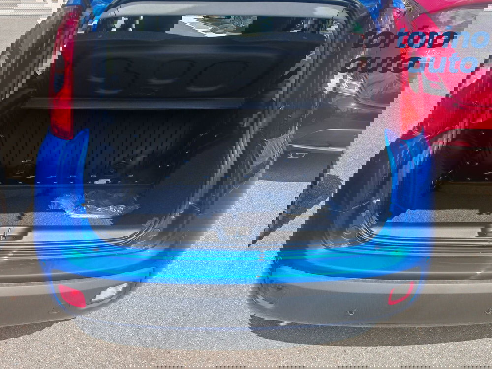 Fiat Panda Cross nuova a Torino (19)