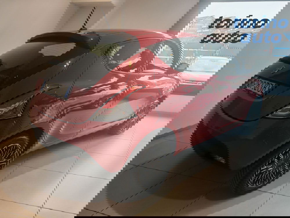 Lancia Ypsilon usata a Torino (2)