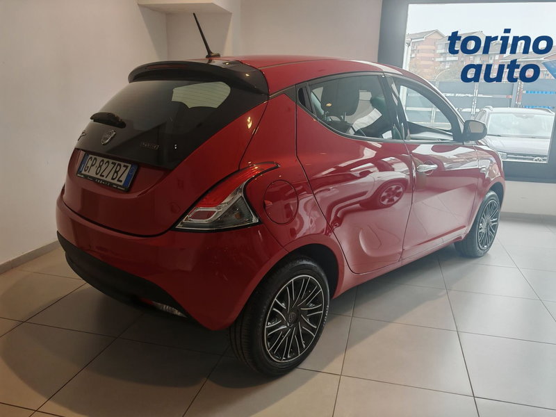 Lancia Ypsilon usata a Torino (2)