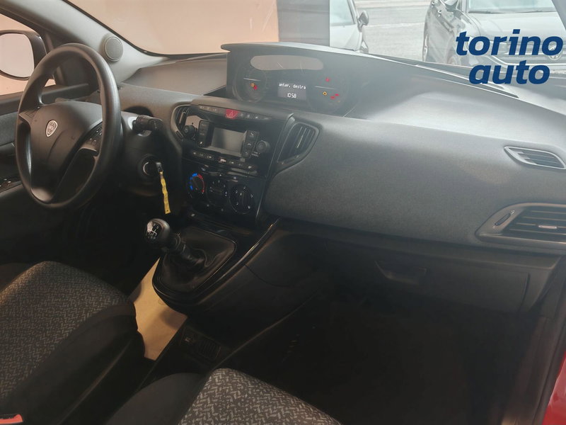 Lancia Ypsilon usata a Torino (4)