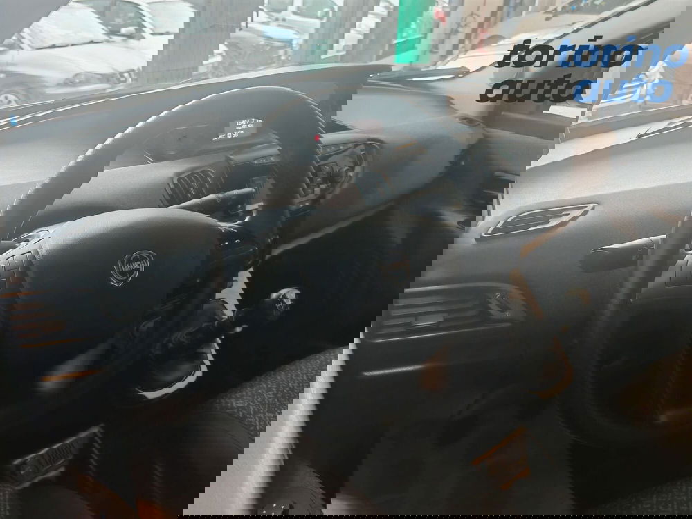 Lancia Ypsilon usata a Torino (5)