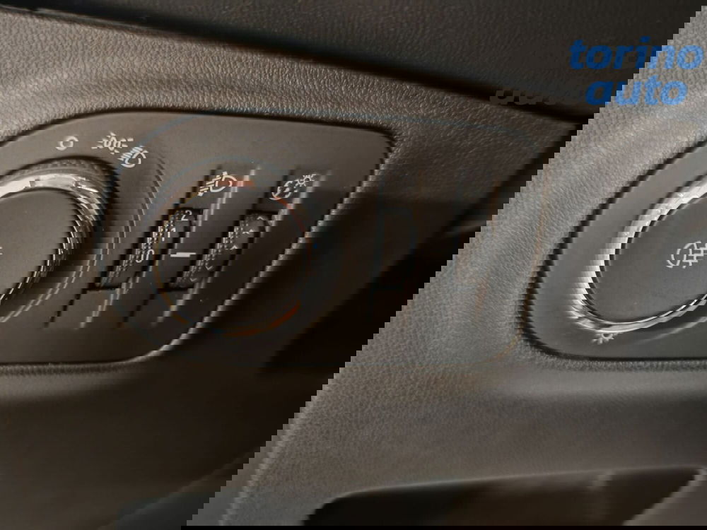 Opel Corsa usata a Torino (11)