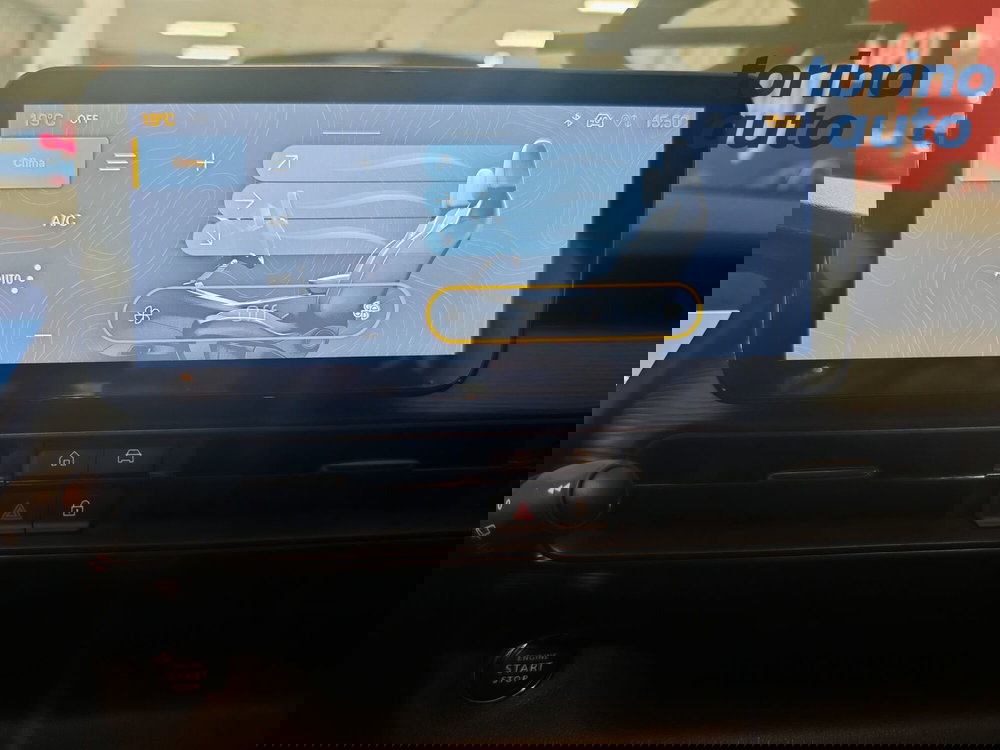 Jeep Avenger nuova a Torino (15)