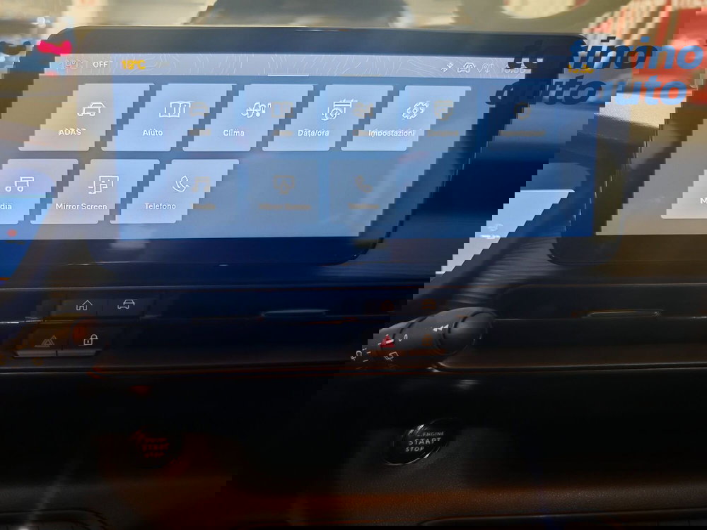 Jeep Avenger nuova a Torino (16)