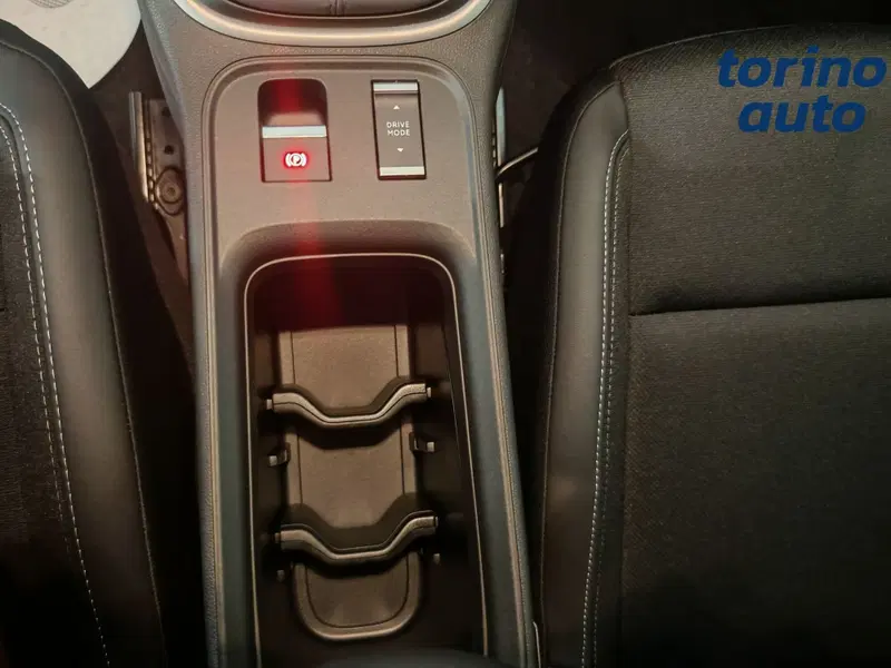 Jeep Avenger nuova a Torino (19)