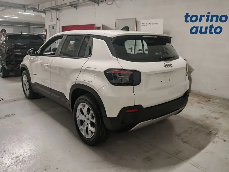 Jeep Avenger nuova a Torino (3)