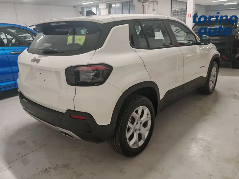 Jeep Avenger nuova a Torino (4)