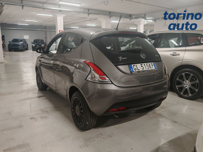 Lancia Ypsilon usata a Torino (4)