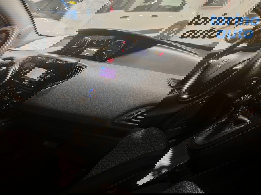 Lancia Ypsilon usata a Torino (6)