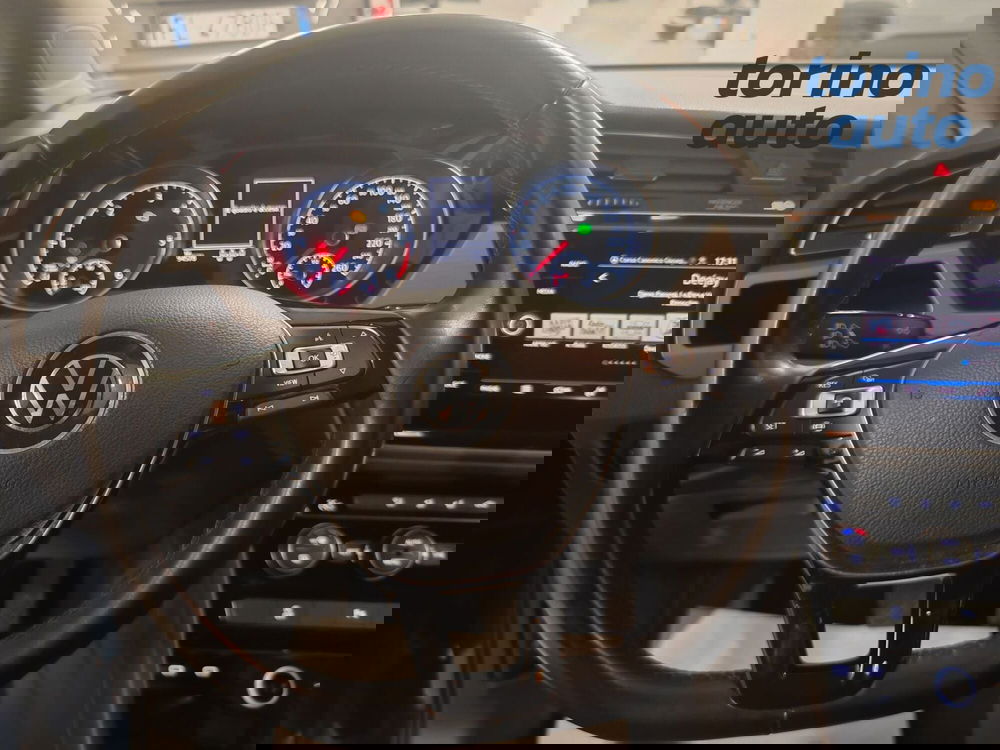 Volkswagen Touran usata a Torino (10)