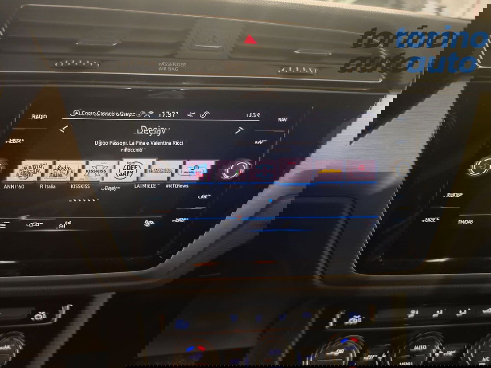 Volkswagen Touran usata a Torino (15)