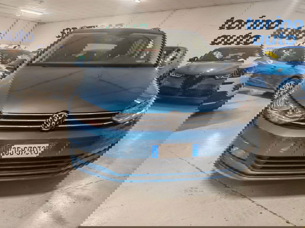 Volkswagen Touran usata a Torino (2)
