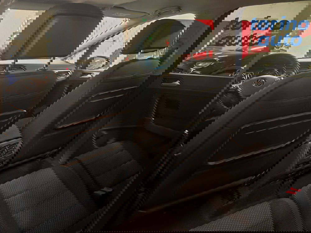 Volkswagen Touran usata a Torino (6)