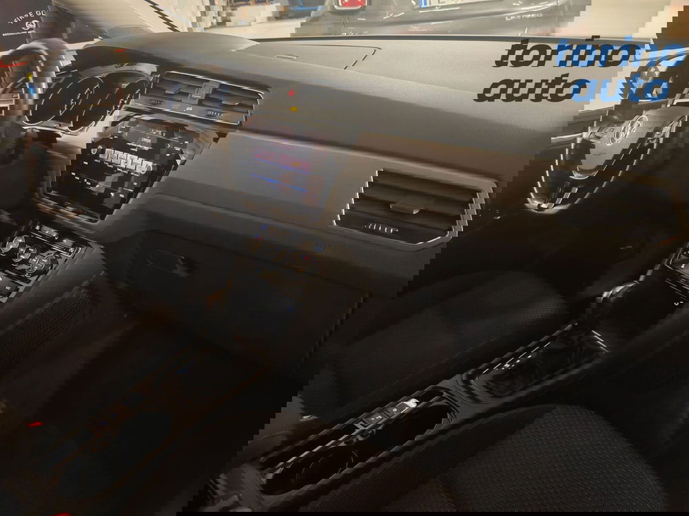 Volkswagen Touran usata a Torino (8)