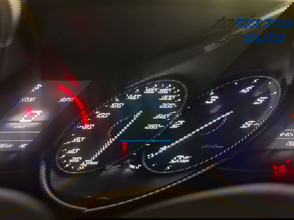 Alfa Romeo Giulia usata a Torino (13)