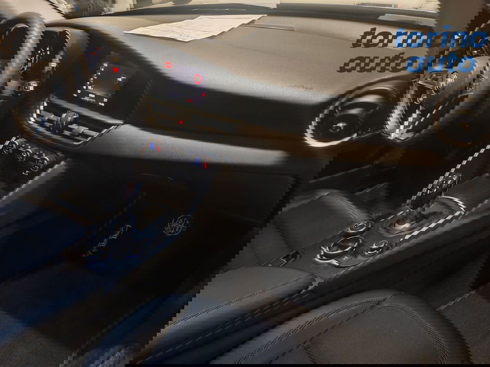 Alfa Romeo Giulia usata a Torino (5)