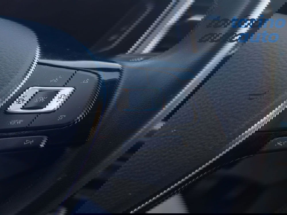 Volkswagen T-Roc usata a Torino (11)