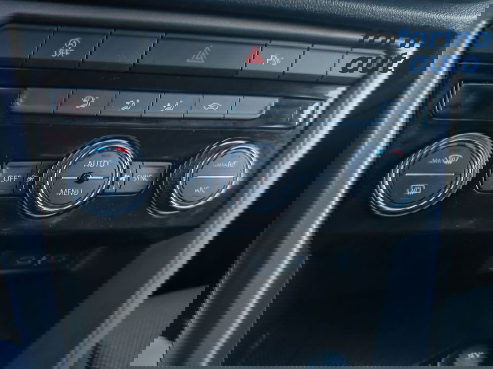 Volkswagen T-Roc usata a Torino (13)