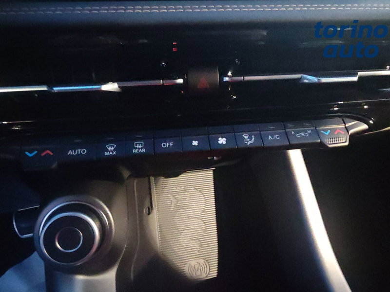 Alfa Romeo Tonale nuova a Torino (14)