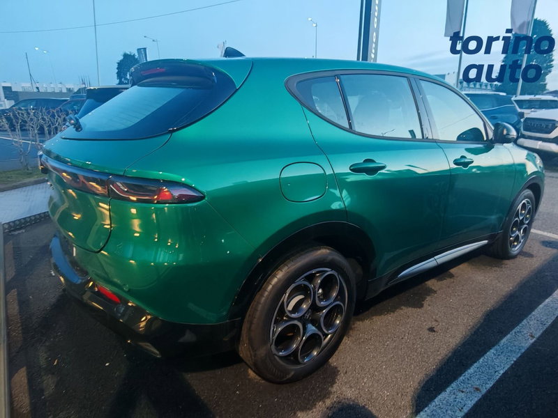 Alfa Romeo Tonale nuova a Torino (4)